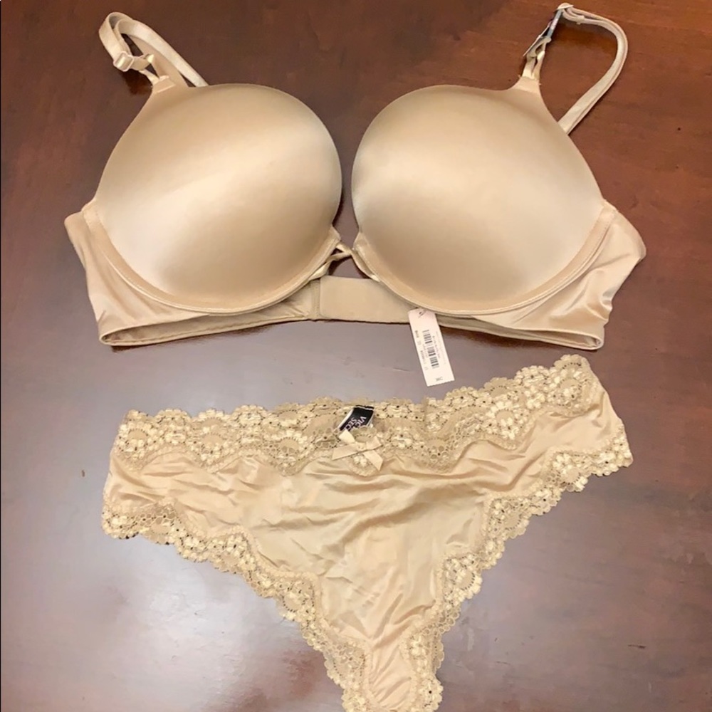 Victoria’s Secret Bundle